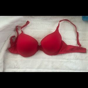 Pink Victoria’s Secret wear everywhere push up 36 B